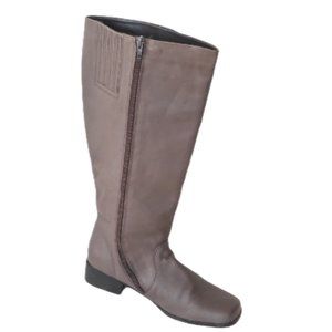 Step Up comfort leather gray boots Size 8W